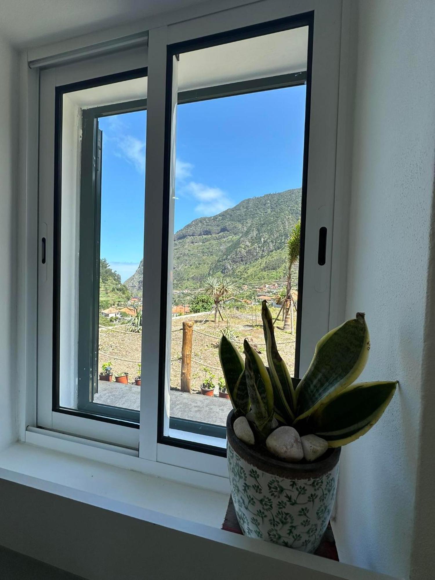 The Green Valley House São Vicente Εξωτερικό φωτογραφία
